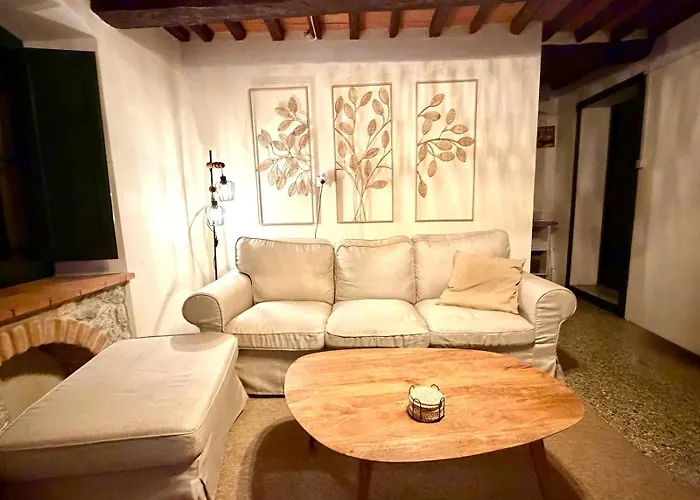 Casa Collina Di Барга